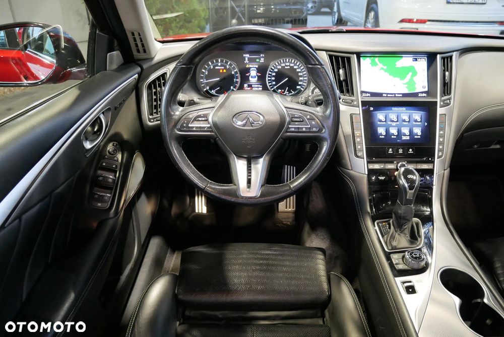 Infiniti Q50 - 16