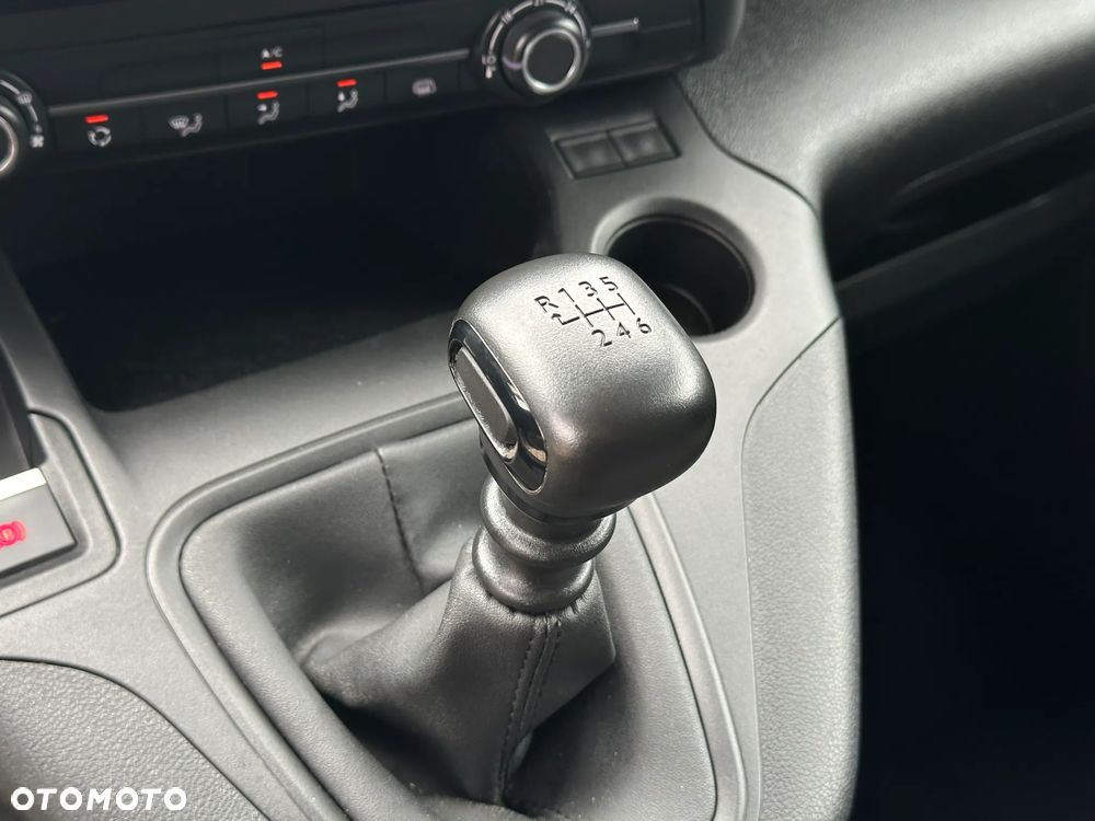 Opel Combo - 8