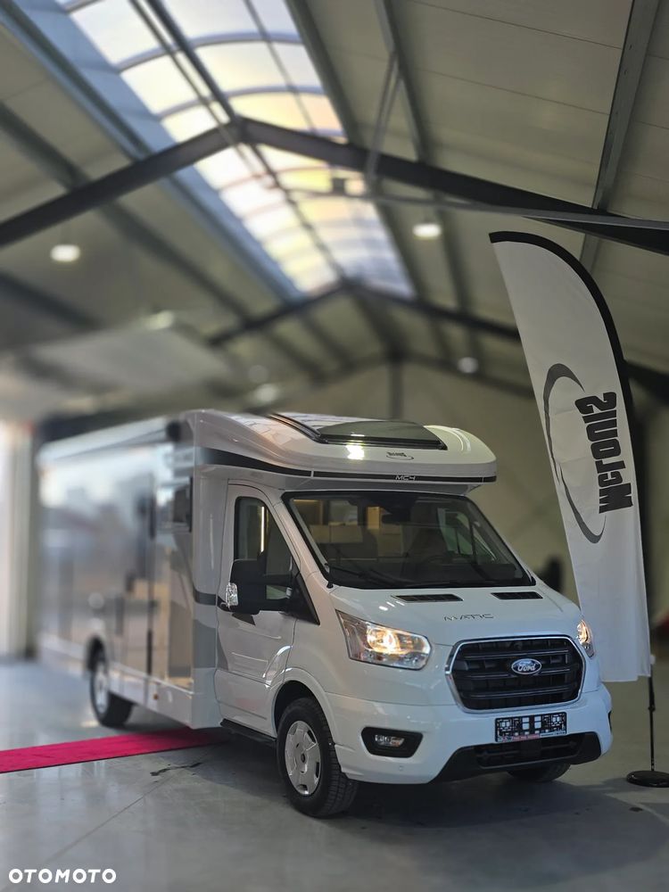 McLOUIS MC4 860 - MODEL 2026 -AUTOMAT ZIMOWY  5 osobowy, 6.99m  PoŁintegra 2x łóżko Elektryczne - 12
