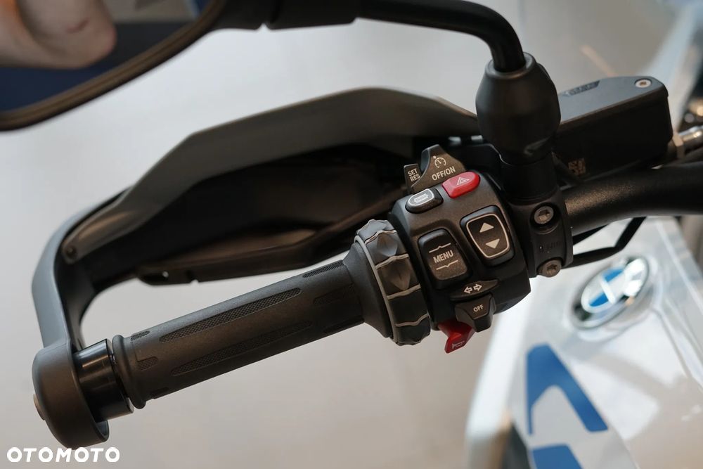 BMW R - 30