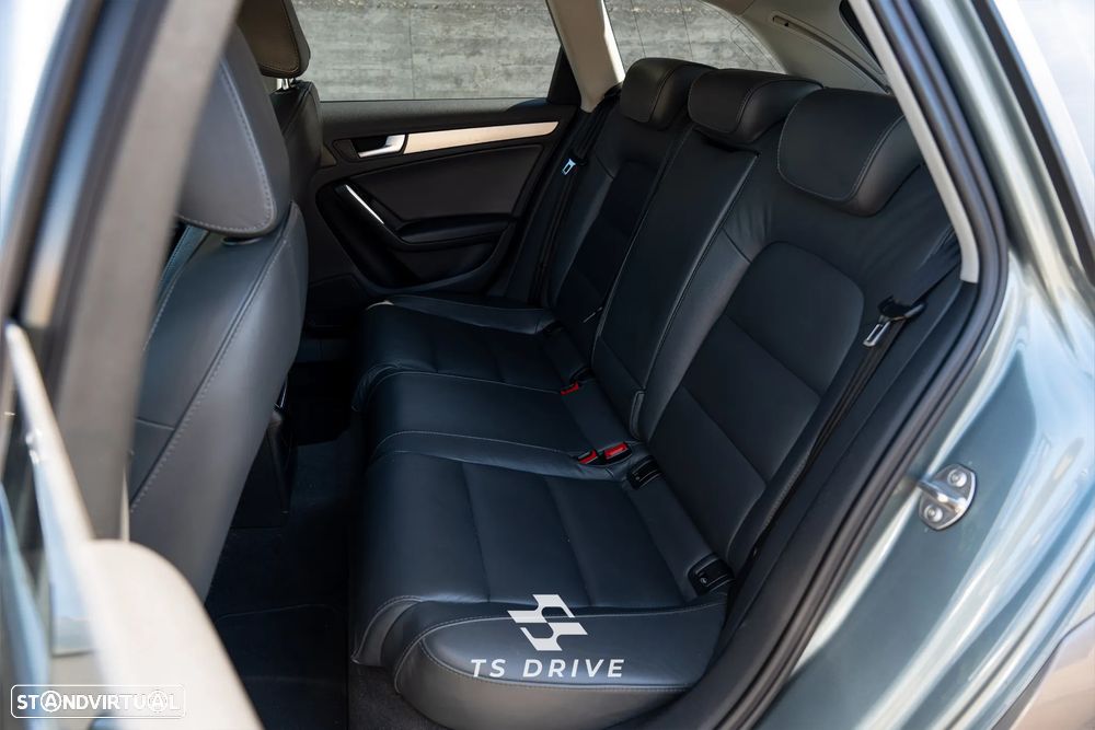 Audi A4 Allroad 2.0 TDI quattro - 18