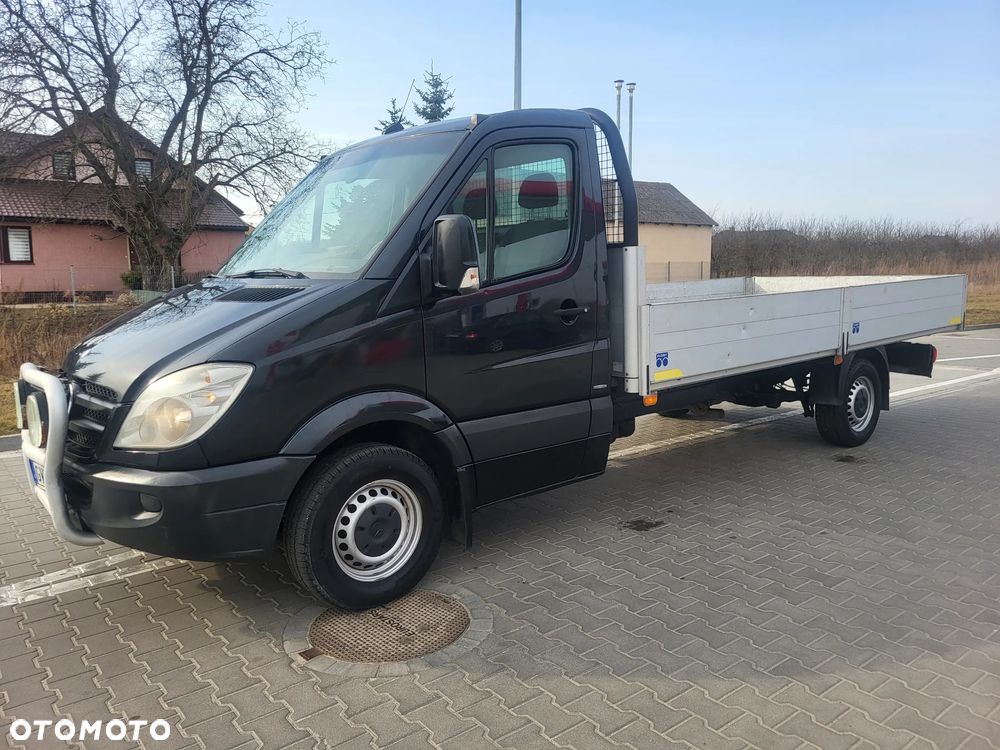 Mercedes-Benz Sprinter - 1