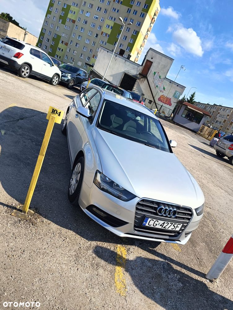 Audi A4 Avant - 1