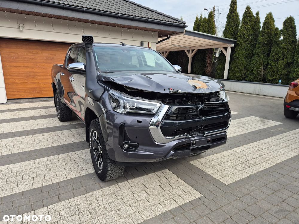 Toyota Hilux 2.8 D-4D Double Cab Invincible 4x4 - 3