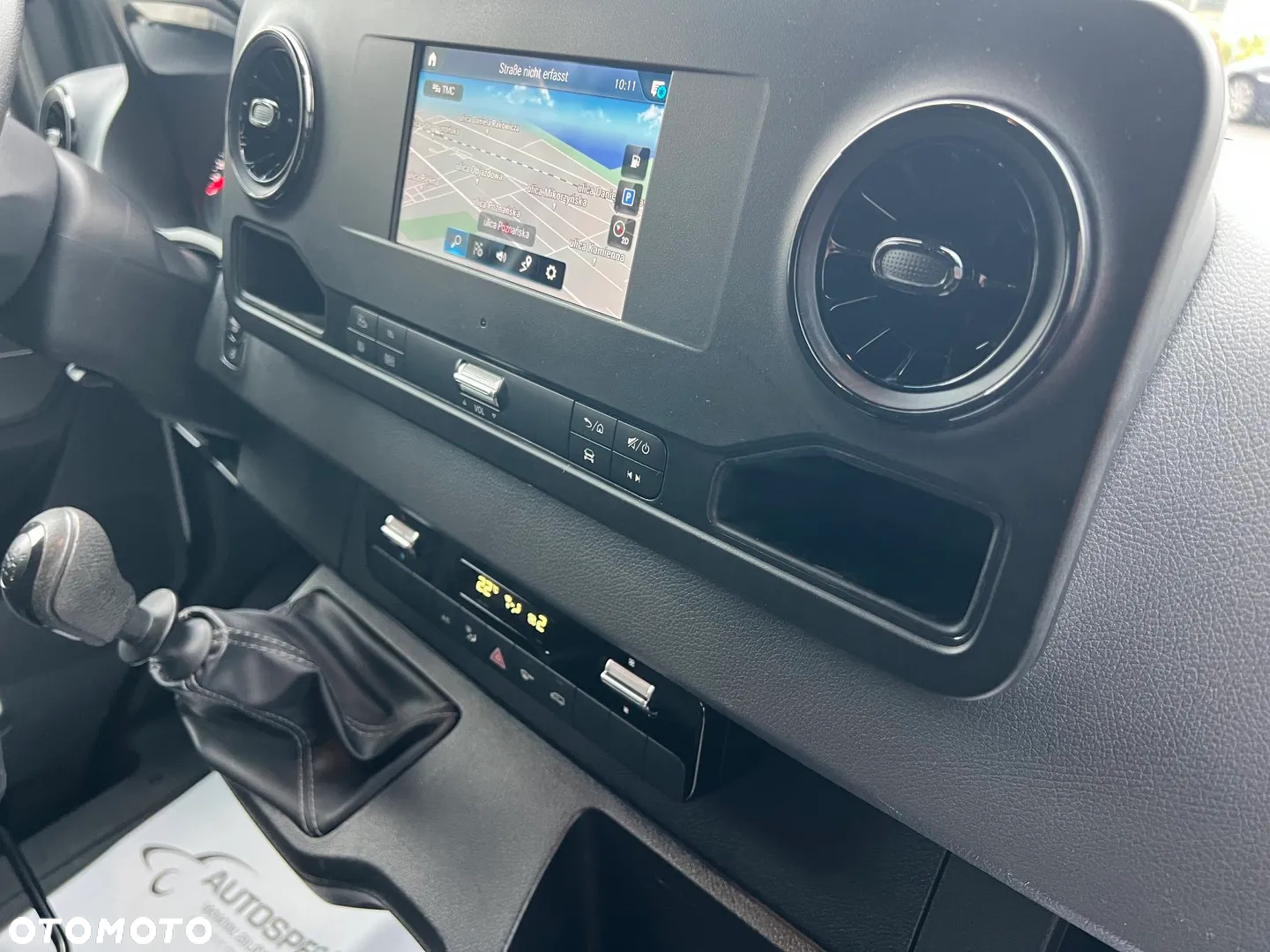 Mercedes-Benz Sprinter - 27