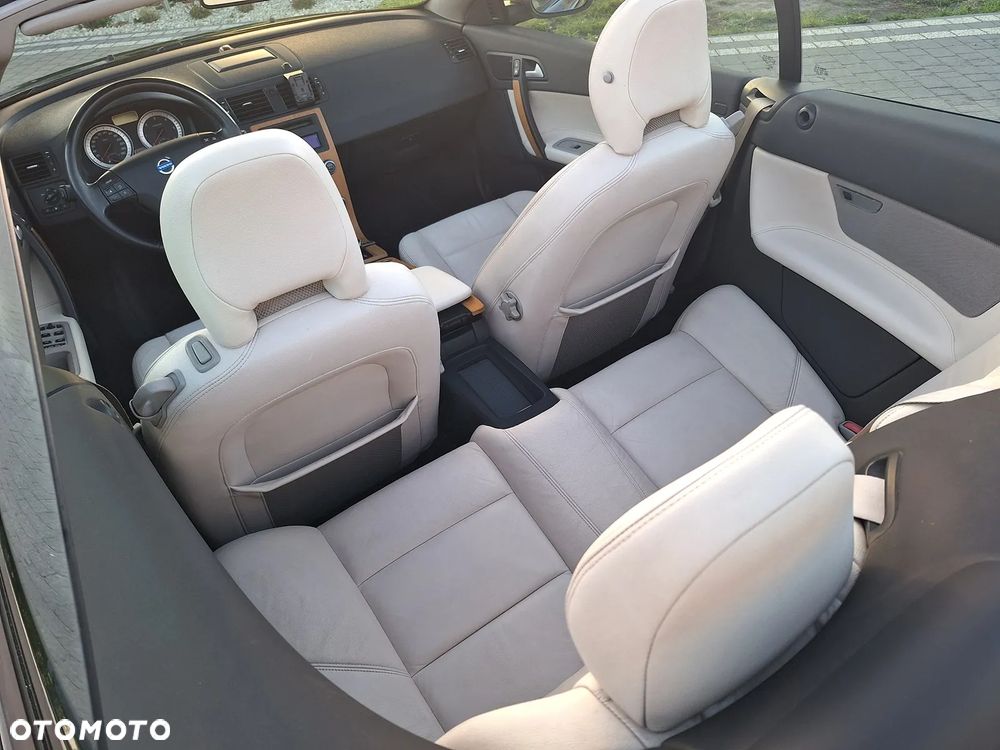 Volvo C70 - 17
