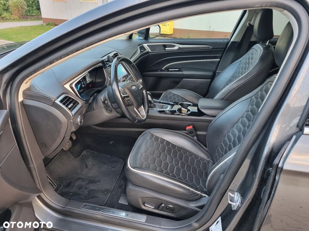 Ford Mondeo SW 2.0 Hybrid Vignale Plus - 20