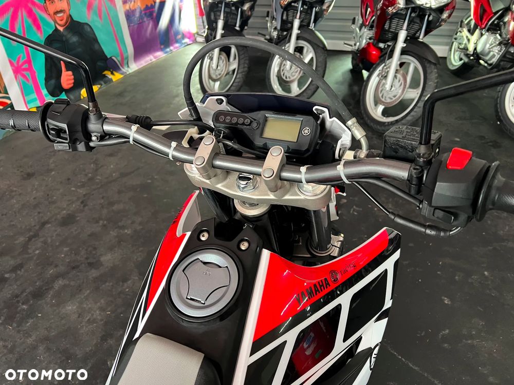 Yamaha WR - 12