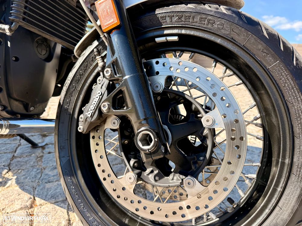BMW R nineT - 8