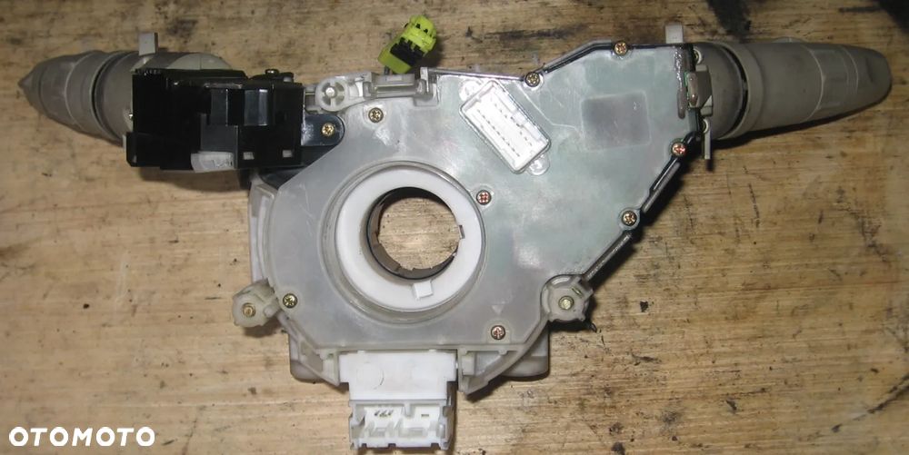 MICRA K12 przełącznik świateł kierunków manetka NISSAN - 2
