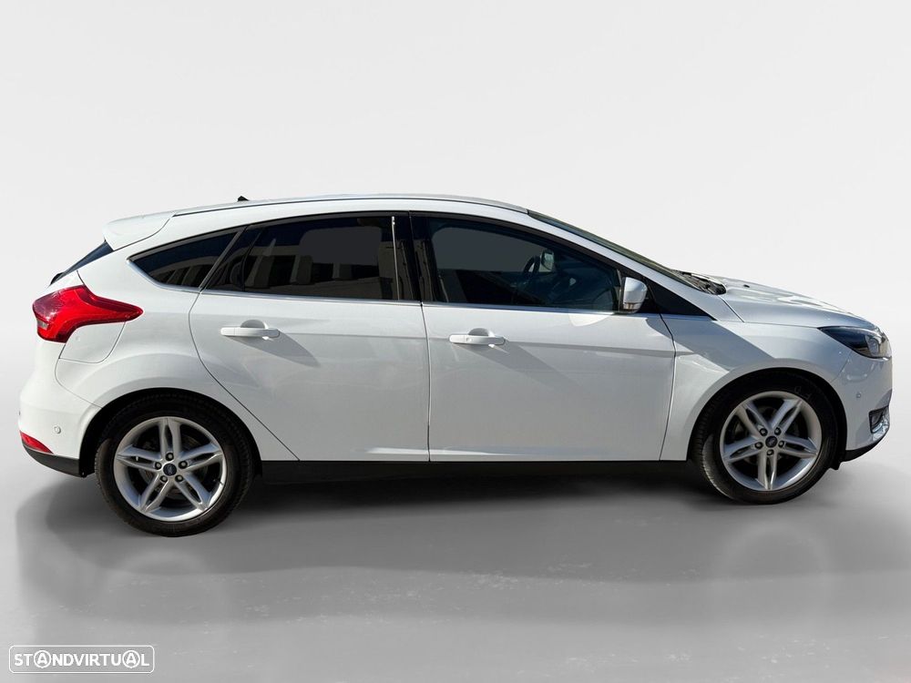Ford Focus 1.0 EcoBoost Titanium - 6