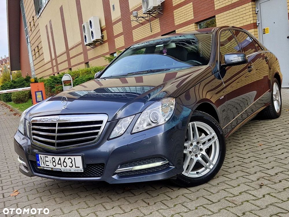 Mercedes-Benz Klasa E 200 BlueEFFICIENCY 7G-TRONIC Avantgarde - 3