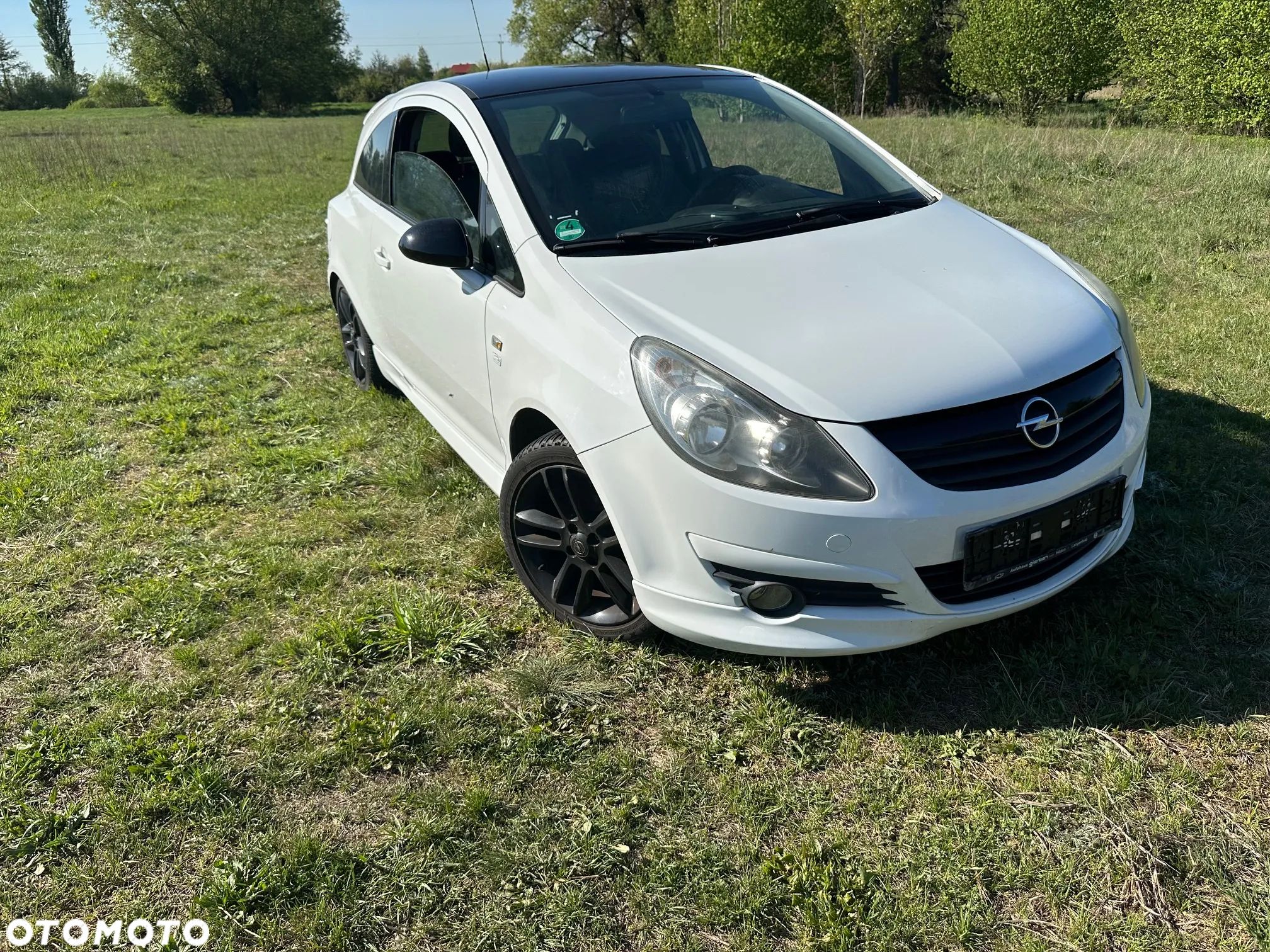 Opel Corsa 1.4 16V Limited Edition - 1