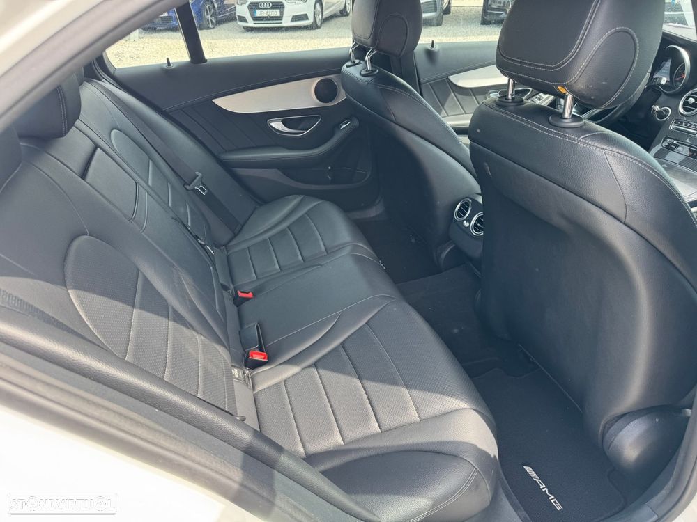 Mercedes-Benz C 300 BlueTEC Hybrid AMG Line - 14