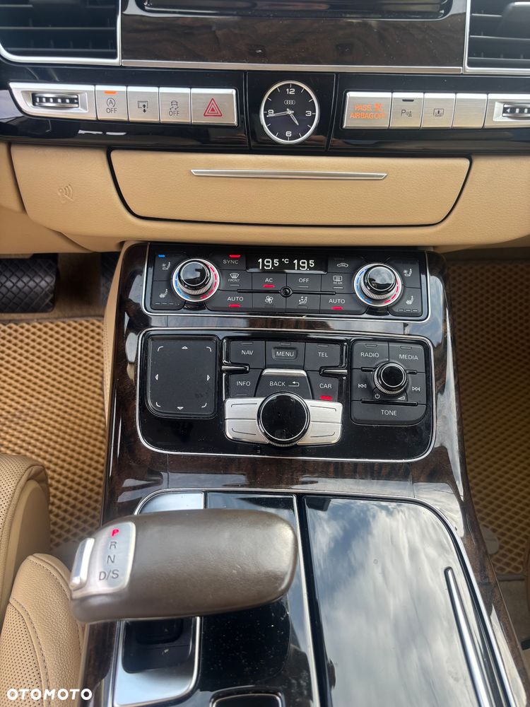 Audi A8 3.0 TFSI L Quattro - 24