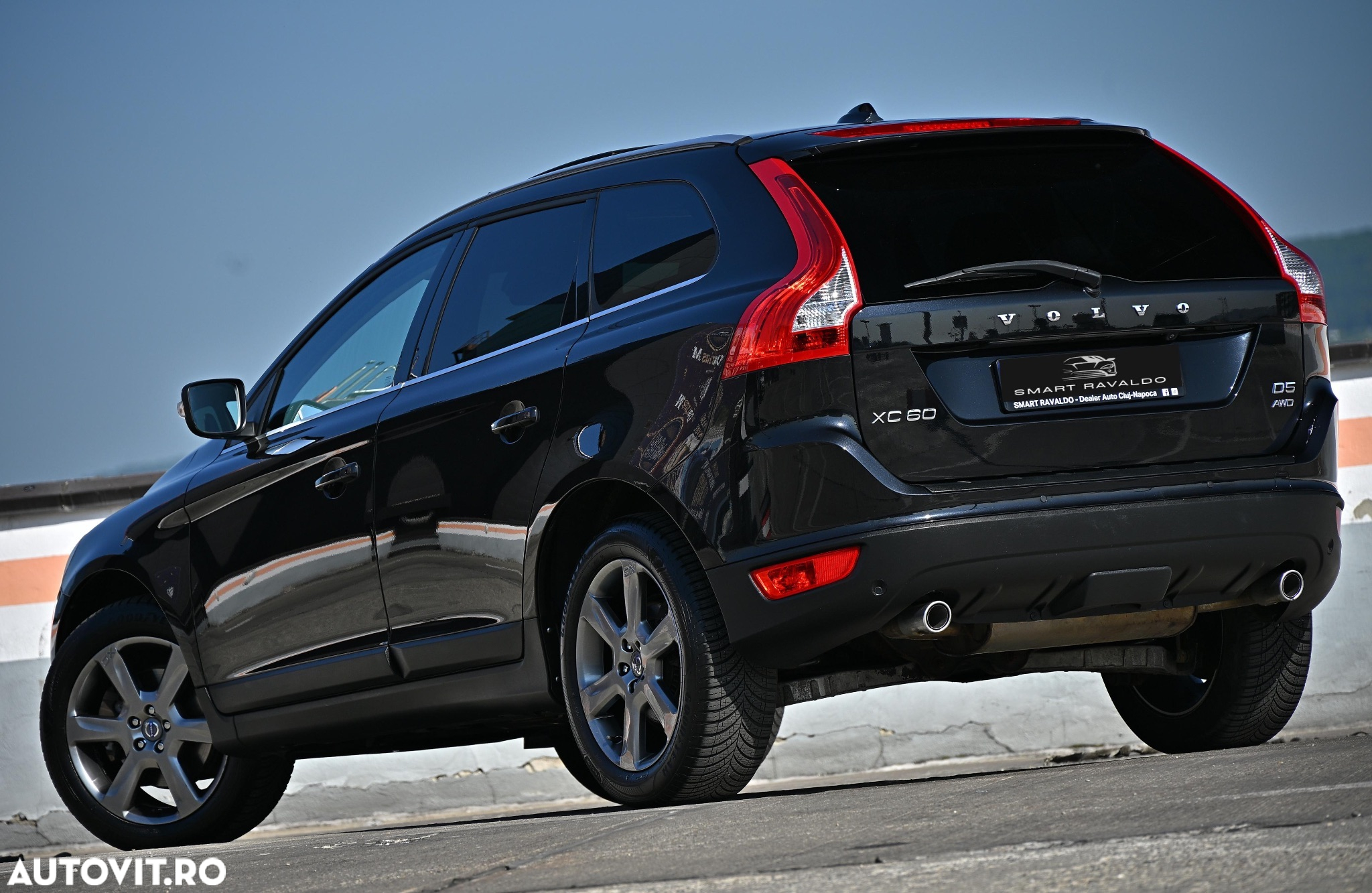 Volvo XC 60 D5 AWD Aut. Summum - 11