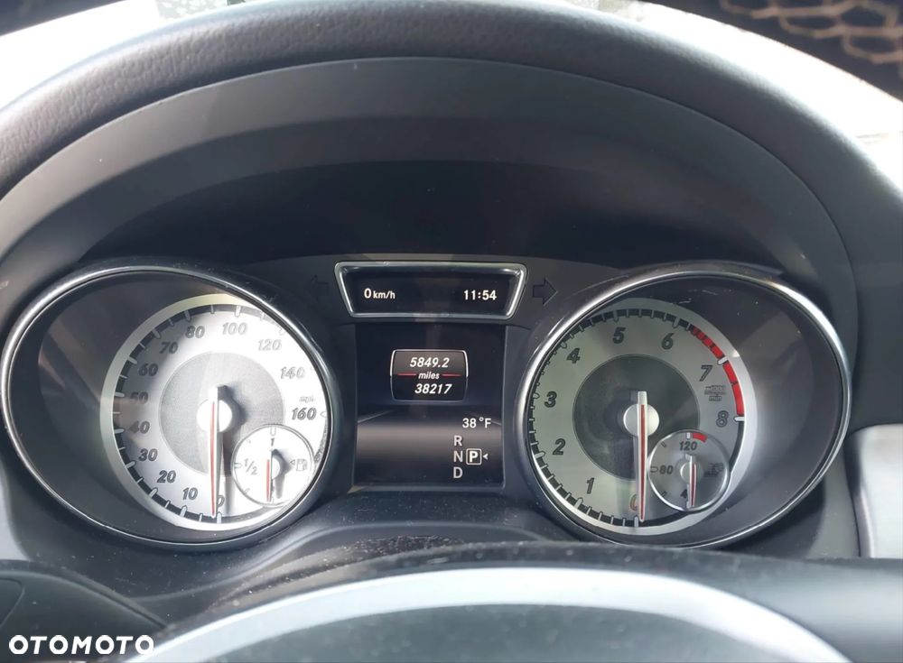 Mercedes-Benz CLA 250 4-Matic - 11