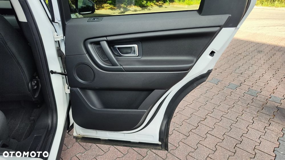Land Rover Discovery Sport 2.0 eD4 Pure - 27
