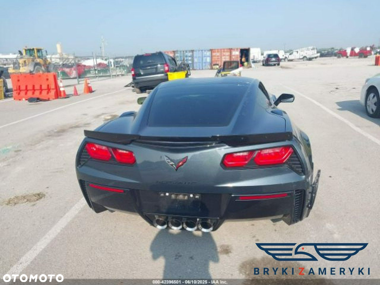 Chevrolet Corvette - 9