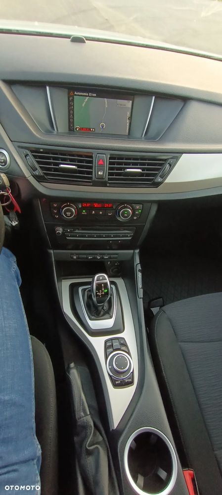 BMW X1 sDrive18d Sport Line - 37