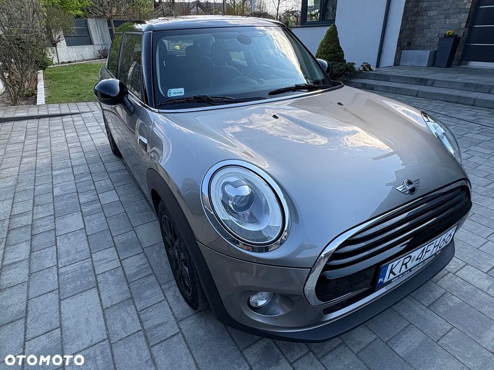 MINI Cooper Standard - 1