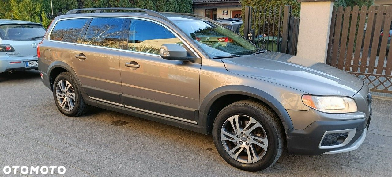 Volvo XC 70 D5 AWD Dynamic Momentum - 10
