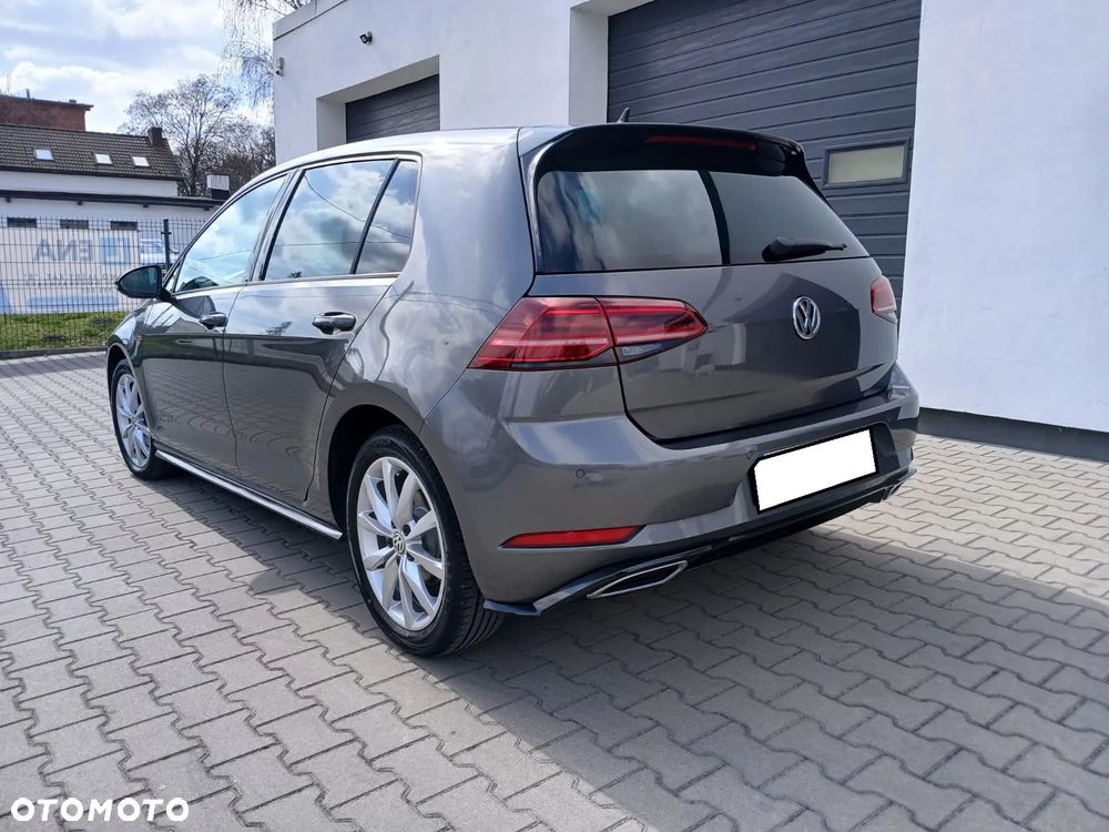 Volkswagen Golf 2.0 BlueTDI Highline - 25