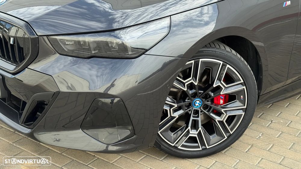 BMW i5 eDrive40 Pack Desportivo M Pro - 3