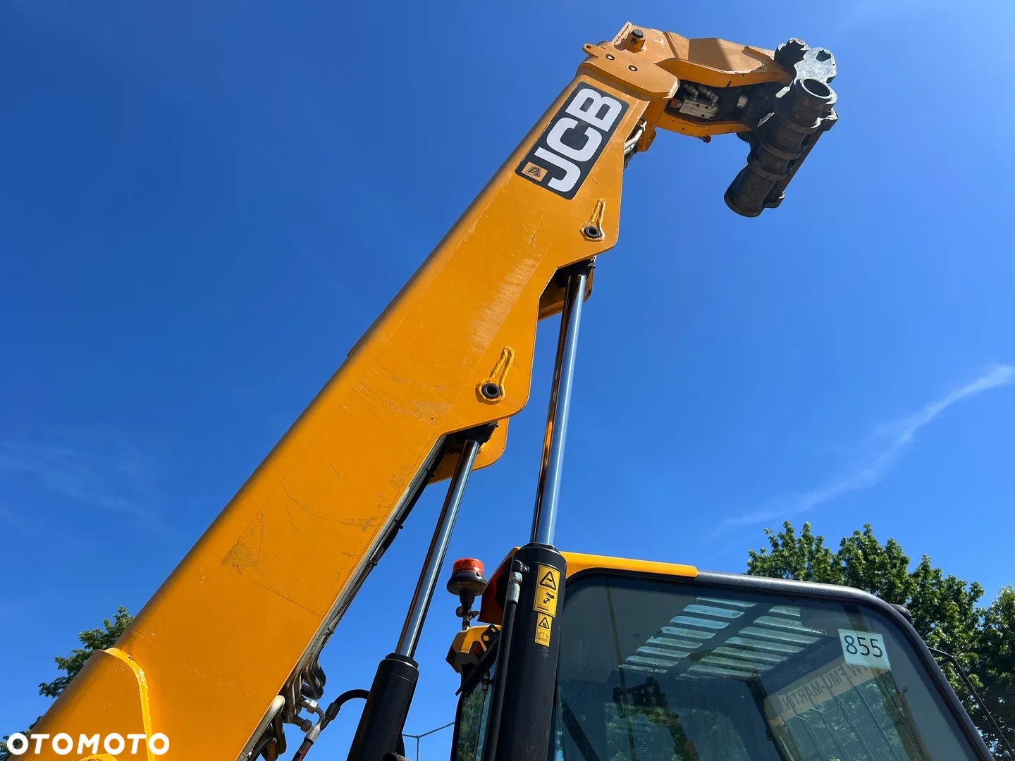 JCB 525-60 Hi-Viz - 12