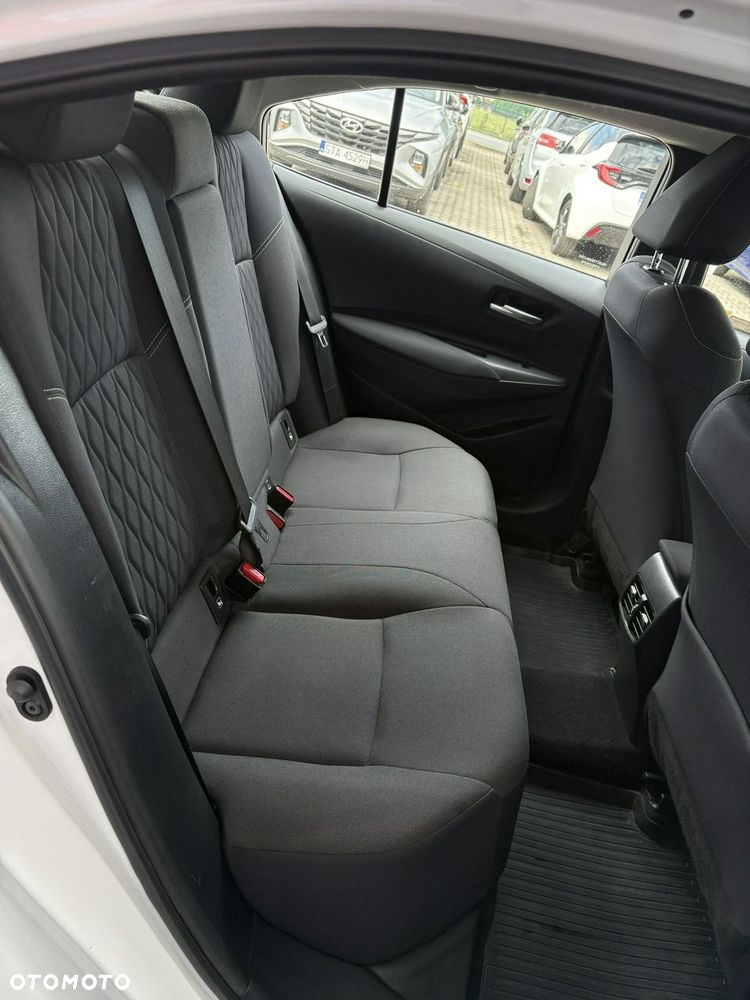 Toyota Corolla - 19