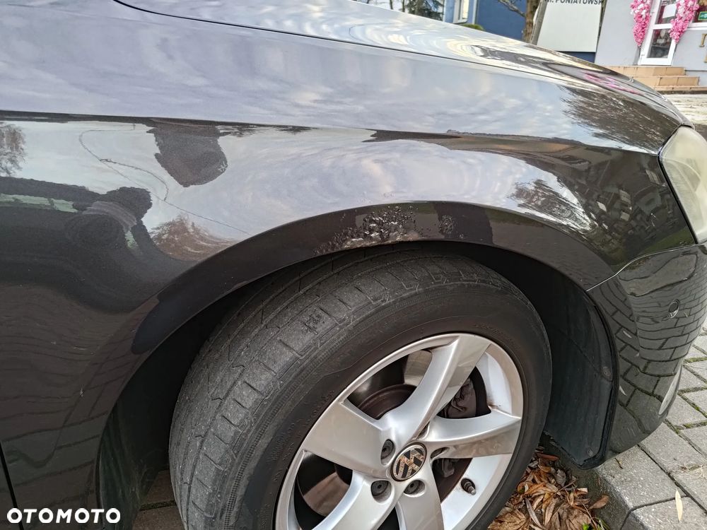 Volkswagen Passat 1.6 TDI Comfortline - 13