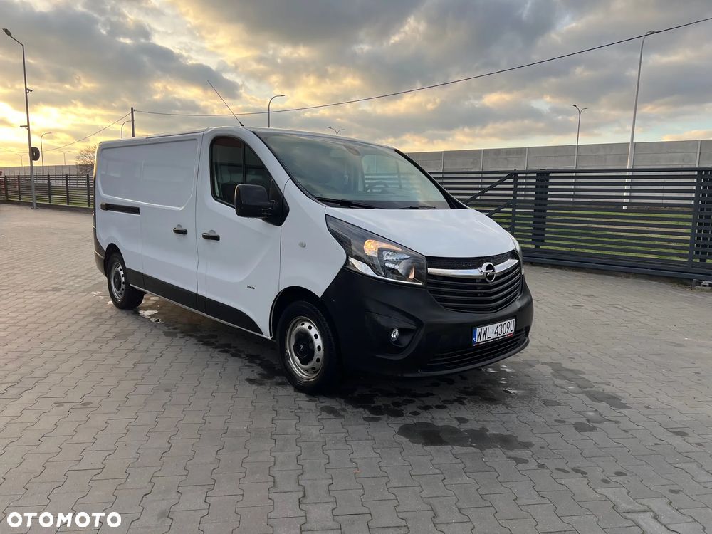 Opel Vivaro - 1