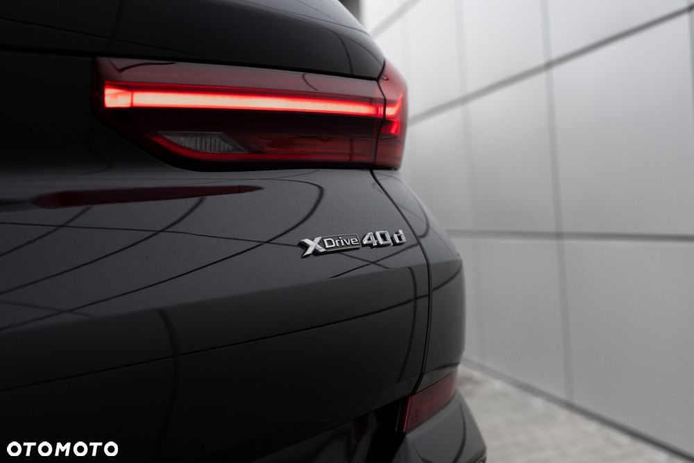 BMW X6 xDrive40d mHEV - 31