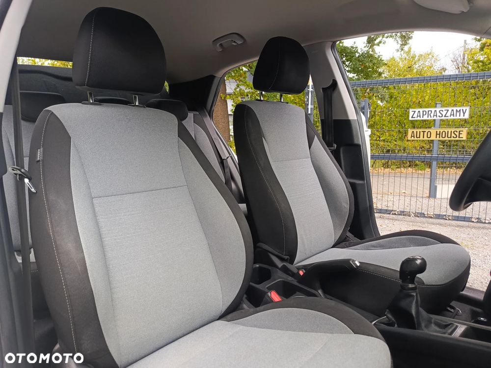 Hyundai i20 - 18