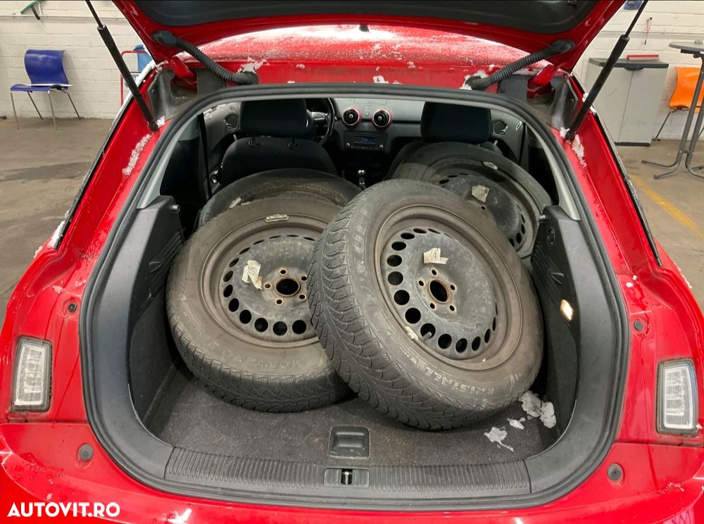 Audi A1 1.2 TFSI S line Sportpaket - 16