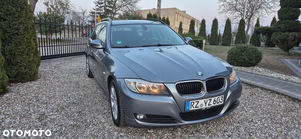 BMW Seria 3 320i Edition Lifestyle - 2
