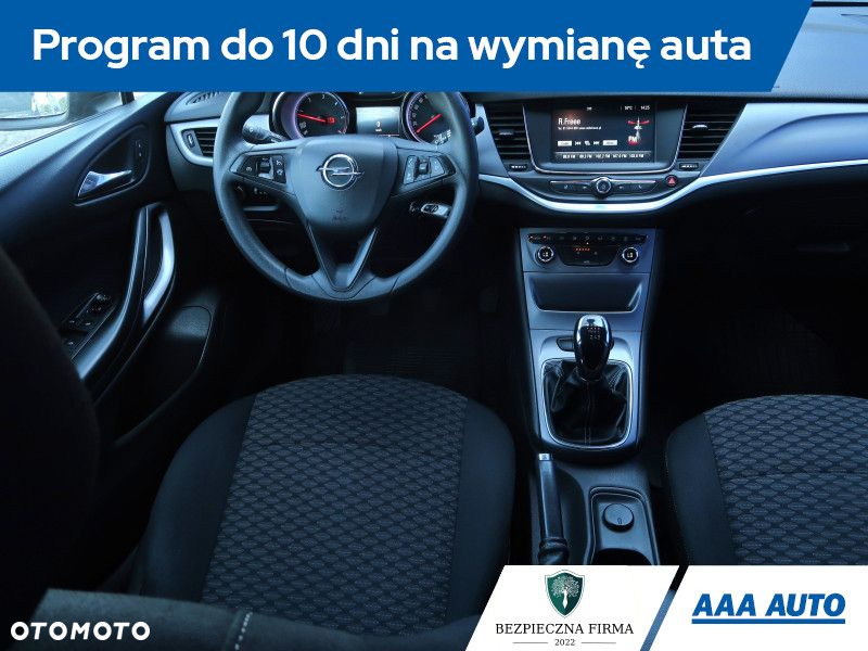 Opel Astra - 8