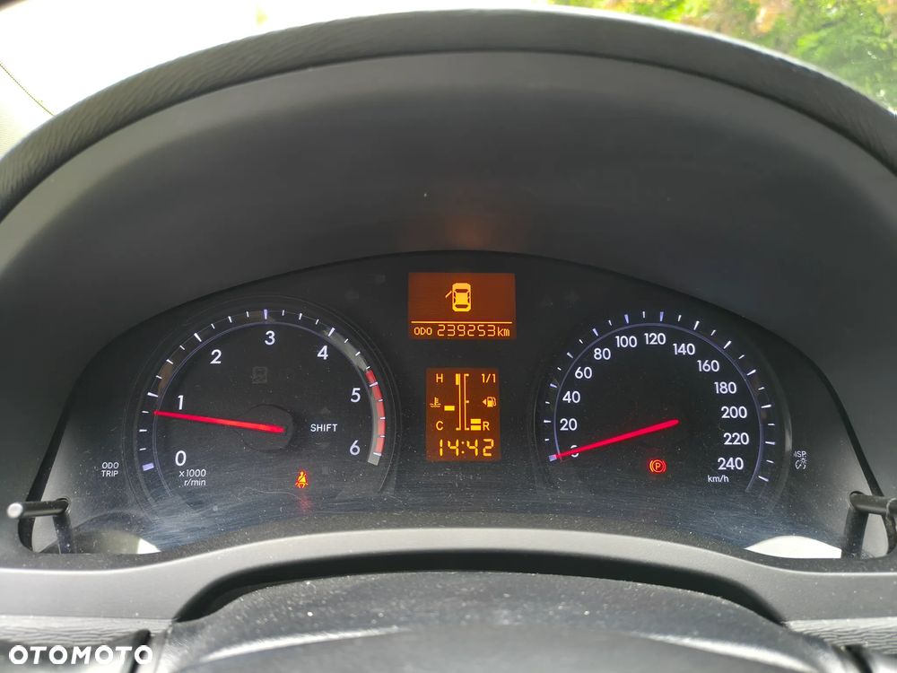 Toyota Avensis 2.0 D-4D Premium - 7