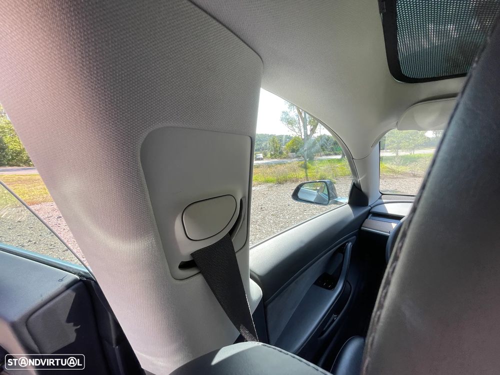 Tesla Model 3 Long Range Tração Integral - 28