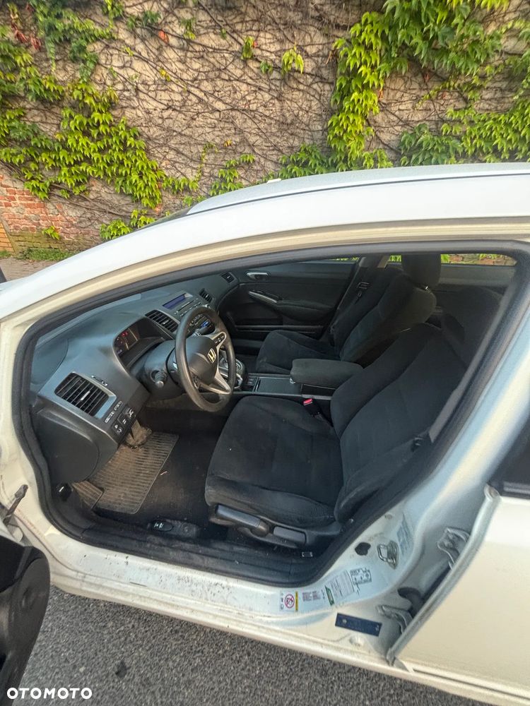 Honda Civic 1.3i-DSI i-VTEC IMA CVT Elegance - 19