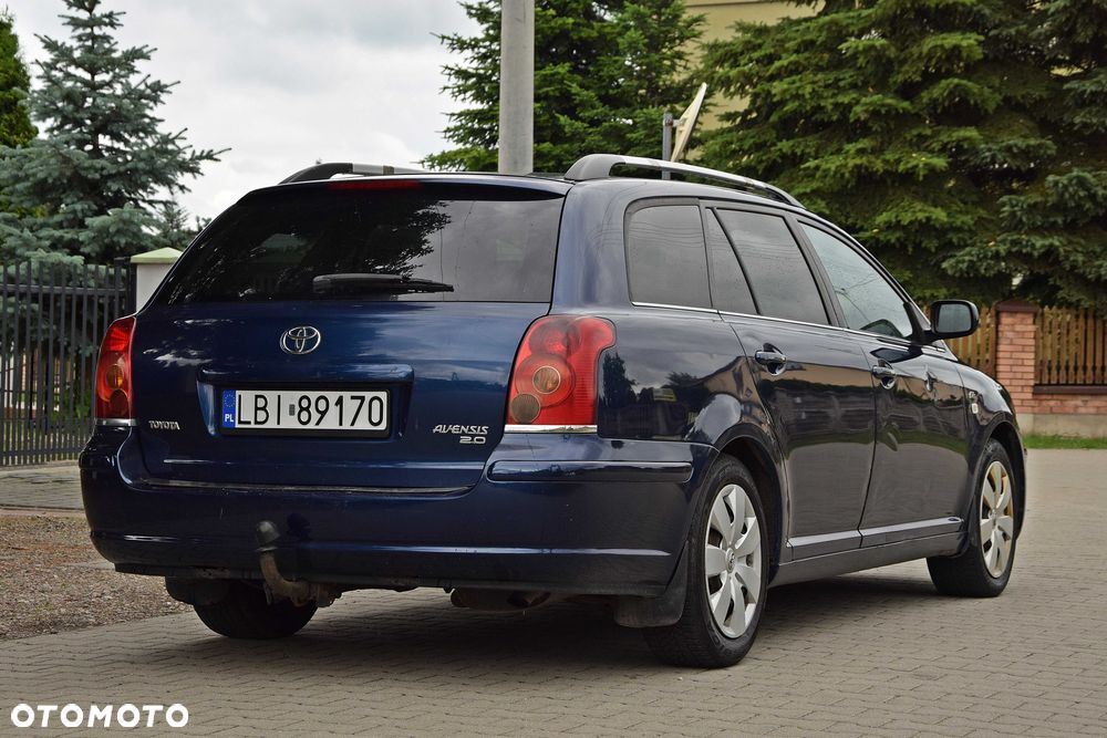 Toyota Avensis - 5