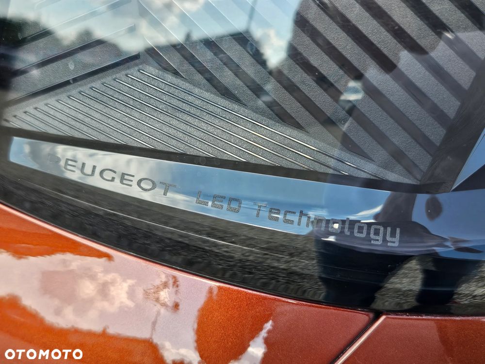 Peugeot 5008 1.2 PureTech Active Pack S&S - 17