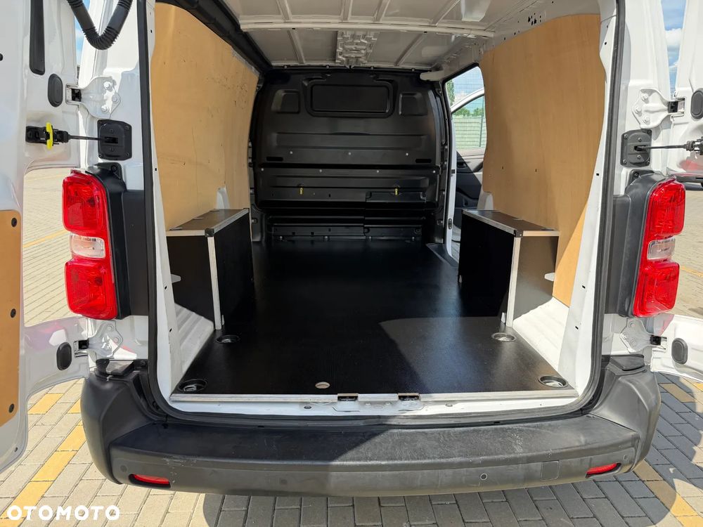 Opel Vivaro - 26