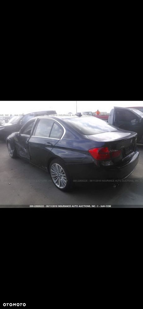 BMW Seria 3 328i xDrive Luxury Line - 21