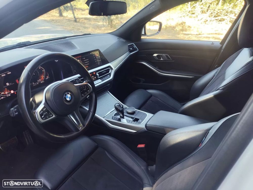 BMW 318 d Pack Desportivo M Auto - 18