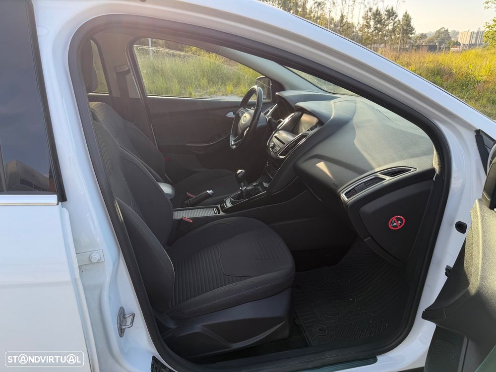 Ford Focus 1.5 TDCi Titanium - 16