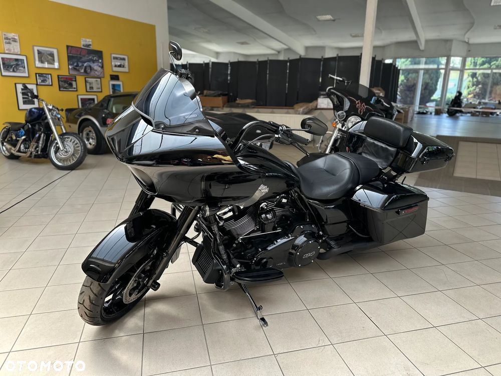 Harley-Davidson Touring Road Glide - 8