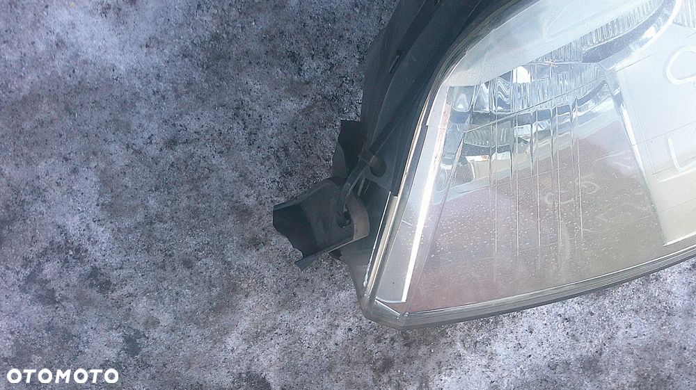 CITROEN C5 II LAMPA PRZEDNIA LEWA - 7
