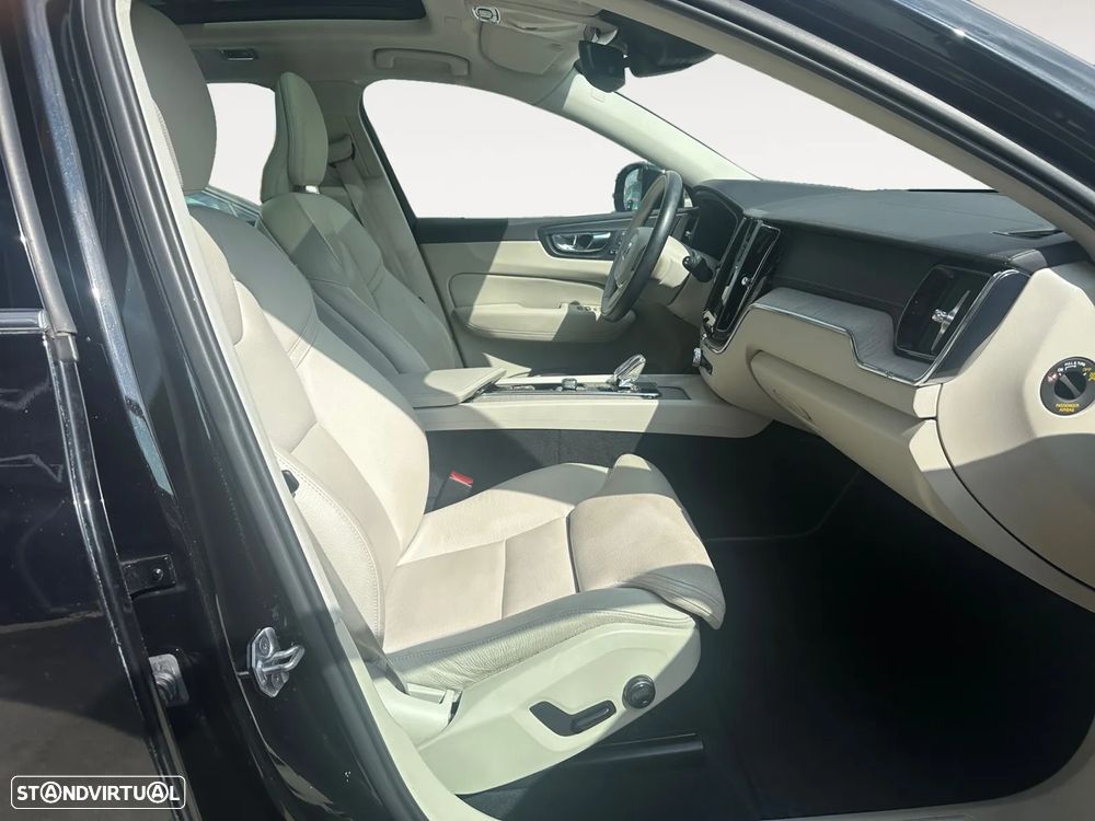 Volvo XC 60 2.0 T6 PHEV Inscription AWD - 14