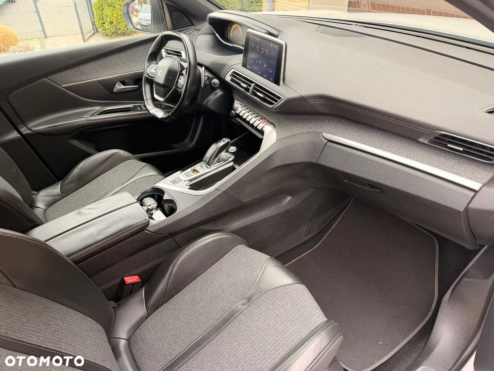 Peugeot 3008 - 14